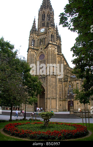 Cattedrale del Buon Pastore nella città di Donostia San Sebastian Guipuzcoa Paesi baschi Spagna settentrionale Foto Stock