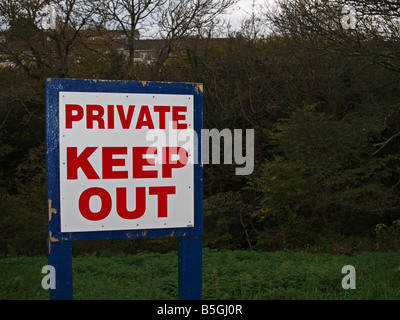 Un ' mantenere privata l' segno sulla Terra nel Cheshire, Inghilterra Foto Stock