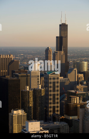 Una vista della Sears Tower e Chicago Downtown da John Hancock Center observatory Foto Stock
