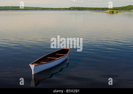 Gander canoa sul fiume Gander Bay Terranova Labrador Canada Foto Stock