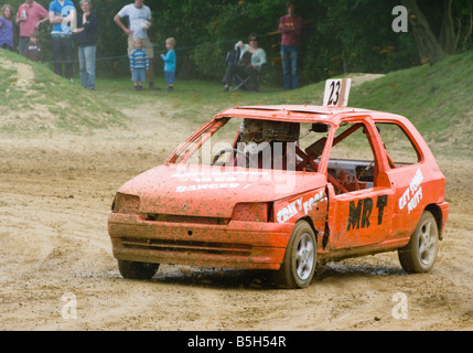 Banger Racing Car Smallfield canalina Surrey Stock Cars Foto Stock