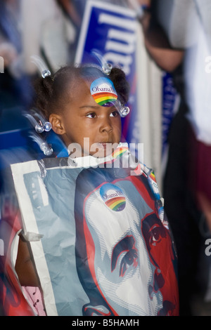 Giovane ragazza che mostra il suo sostegno per il candidato presidenziale Barack Obama alla presidenziale democratico dibattito primario. Foto Stock