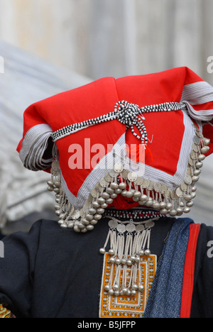 Red Dao headwear Vietnam del Nord Foto Stock