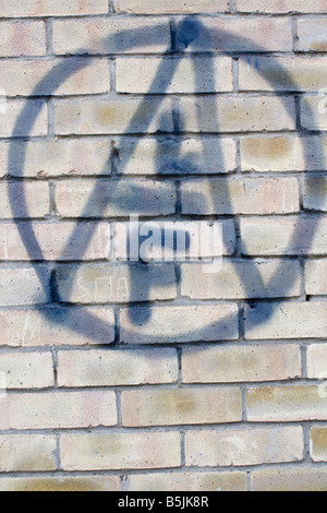 Logo dell'Animal Liberation Front spruzzato sulla parete di un edificio a Cambridge nel Regno Unito Foto Stock