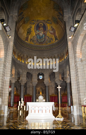 Altare nella cattedrale di San Nicola, Monaco, Francia Foto Stock