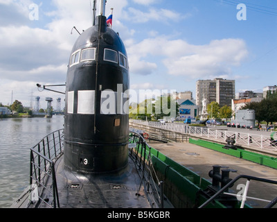La Russia, Kaliningrad, Konigsberg, World Ocean Museum, era Sovietica sommergibile Foto Stock