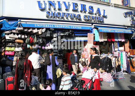 Negozio asiatico a Southall Broadway London Foto Stock