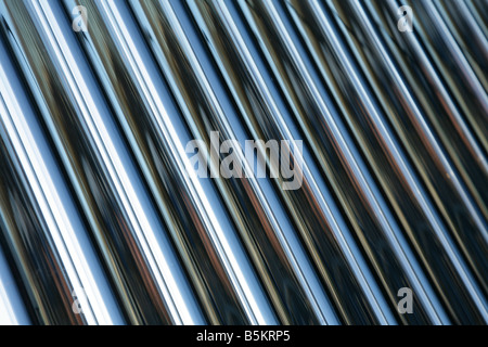 Close up termica di collettori solari utilizzati per il riscaldamento di acqua e riscaldamento di spazio Foto Stock