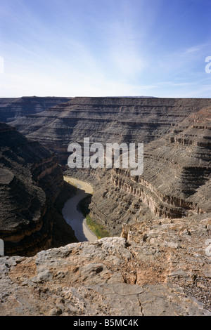 Il fiume San Juan al parco statale Goosenecks, Utah, Stati Uniti d'America Foto Stock