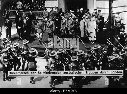 9EN 1918 0 0 A2 E Victory Parade di Londra Foto 1918 Guerra Mondiale i fine della guerra Victory Parade di Londra il Principe di Galles le Foto Stock