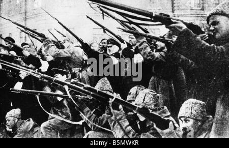 9RD 1917 11 7 A2 3 assalto al palazzo di inverno 1917 Rivoluzione ottobre 7 8 novembre XXV XXVI Ott vecchio cal 1917 assalto Foto Stock