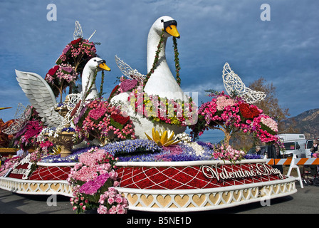 Princess' Trofeo "San Valentino" Rose Parade galleggiante Sierra Madre Rosa Associazione di flottazione Foto Stock