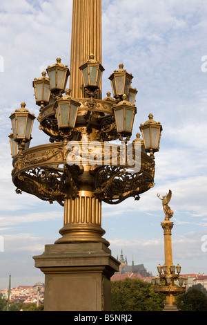 GOLDEN MUSE colonna la sala concerti Rudolfinum CITTÀ VECCHIA Staré Mesto Praga REPUBBLICA CECA Foto Stock