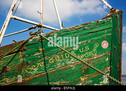 Vecchia barca da pesca, Cheekpoint, nella contea di Waterford, Irlanda Foto Stock