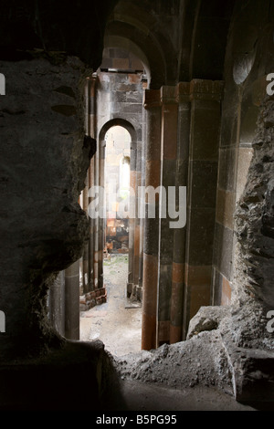 La cattedrale di Ani, la città vecchia ormai abbandonato, vicino al confine con l'Armenia. Est della Turchia Foto Stock