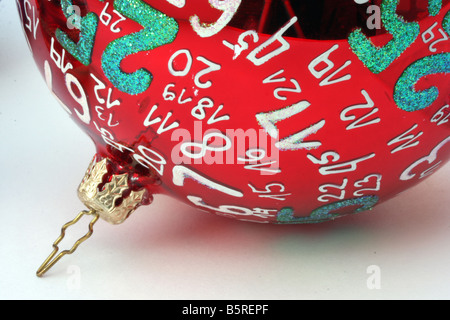 Natale ancora in vita, stelle, baubles, cracker per un biglietto di auguri di Natale scena, best, vacanze, felice, presente, xmas, sei, argento Foto Stock