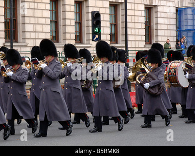 Granatiere guardie band suonare ww1 canzoni come essi marzo a Londra nel ricordo parade il Nov xi Foto Stock