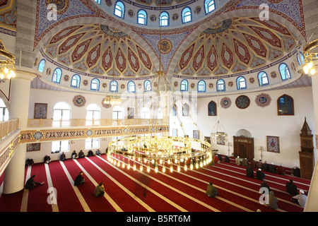 La Moschea Merkez in Duisburg-Marxloh. La moschea più grande in Germania. Foto Stock