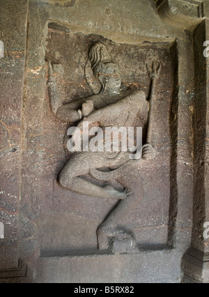 Tempio Kailasanatha scolpito dal monolito di basalto Grotte di Ellora India Shiva Foto Stock