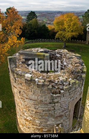 La torre in rovina del castello stainborough Foto Stock