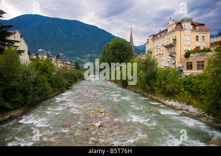 Il fiume Passirio nella città di Merano in Alto Adige (Sud Tirolo), Trentino Alto Adige, Italia. Foto Stock