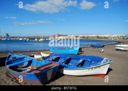 La spiaggia e il porto, Las Galletas Costa del Silenco, Tenerife, Isole Canarie, Spagna Foto Stock