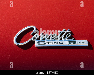 Close up di un 1965 Chevrolet Corvette emblema Foto Stock