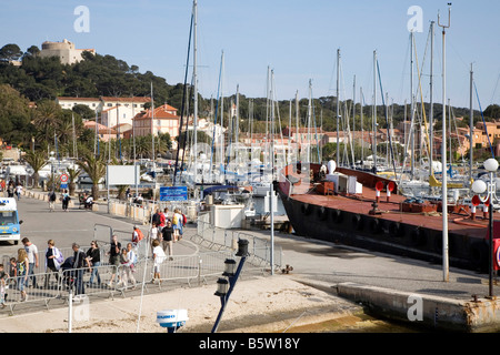 Isola di Porquerolles. Il parco nazionale di Port-Cros Hyï¿½res Francia Europa Foto Stock