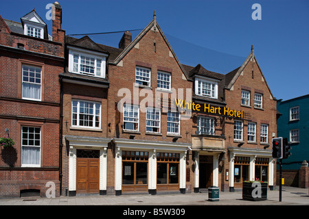 Newmarket Town Center tipiche case White Hart Hotel Suffolk REGNO UNITO Foto Stock