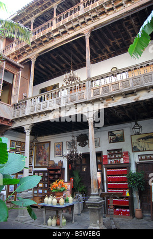 Cortile interno, Casa de los Balcones, La Orotava, Tenerife, Isole Canarie, Spagna Foto Stock