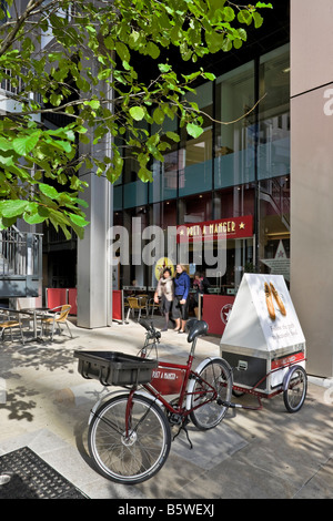 Pret a Manger bar sandwich a Aldermanbury Square nella città di Londra Foto Stock