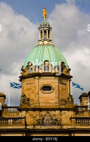 Bank of Scotland sede vicino al Royal Mile Lawnmarket Edimburgo in Scozia Foto Stock