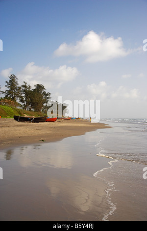 Goa tradizionale barca da pesca, Arambol Beach, Goa, India Foto Stock