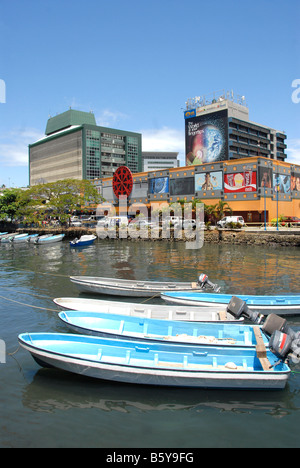 Edifici portuali Suva Figi Foto Stock