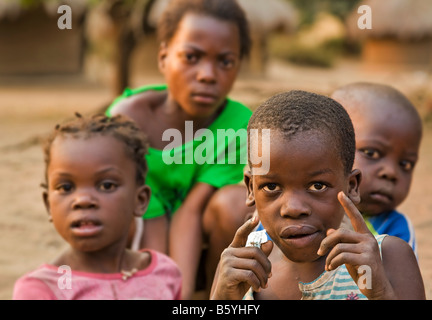 Bambini Al Kawaza Village in Zambia Foto Stock