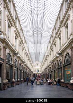 Galeries Royales Saint Hubert Brabante Bruxelles Belgio Foto Stock