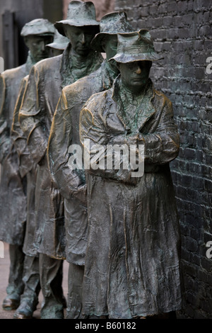 Linea di pane, da George Segal, in Franklin Delano Roosevelt Memorial a Washington DC Foto Stock