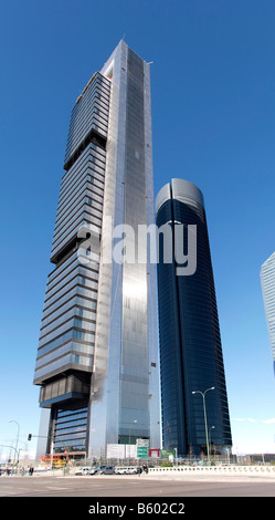 Edifici per uffici di "Cuatro Torres area di business nel nord del Paseo de la Castellana di Madrid (Spagna) Foto Stock