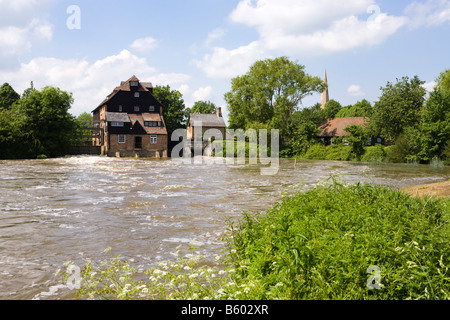 Houghton Mill sulla Great Ouse vicino a St Ives, Cambridgeshire Foto Stock