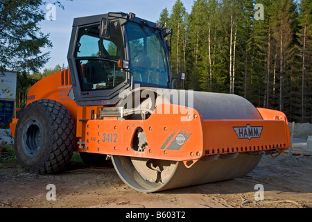 Compattatore Hamm 3412 , rullo stradale , rullo tamburo , Finlandia Foto Stock
