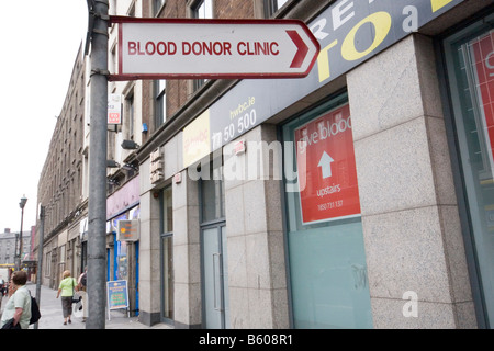 Donatore di Sangue clinica per gli irlandesi per la trasfusione del sangue in servizio d Olier Street a Dublino Irlanda Foto Stock