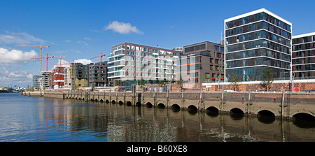 Nuovo ufficio e gli edifici residenziali di Kaiserkai, HafenCity di Amburgo Foto Stock