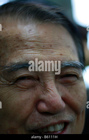 Chinas invecchiamento della popolazione 79 anno vecchio ritratto Foto Stock