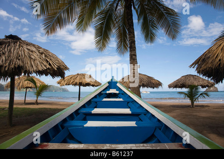 Prua di una barca, Playa Medina, Spiaggia, Venezuela, Caraibi, Sud America Foto Stock