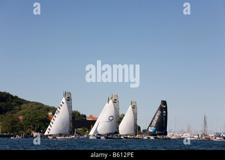 Catamarani in iShares Cup 2008, Kiel, Mar Baltico, Germania del Nord Europa Foto Stock