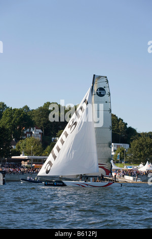 Catamarano, lo svizzero Alinghi, vincitore assoluto in iShares Cup 2008, Kiel, Mar Baltico, Germania del Nord Europa Foto Stock