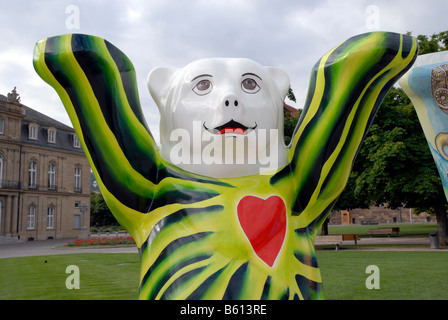 Recare dal Nicaragua, Regno Buddy orsi, bear parade, Schlossplatz Stuttgart, Baden-Wuerttemberg Foto Stock