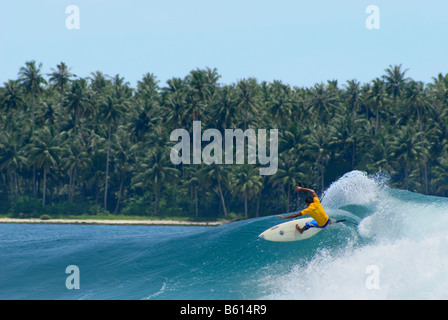 Leggendaria isola di surf break in Oceano Indiano Foto Stock