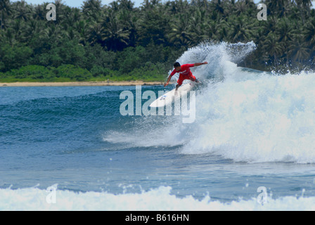 Leggendaria isola di surf break in Oceano Indiano Foto Stock