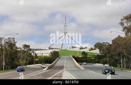 Strada di ingresso al nuovo Parlamento, Canberra, Australia Foto Stock